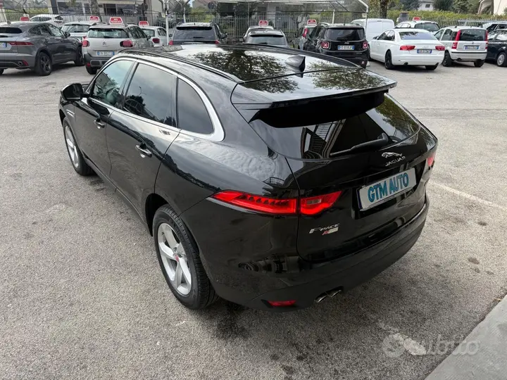 Jaguar F-Pace 2019 photo 5