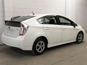Toyota Prius 2014 photo 3