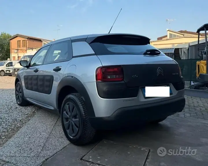 Citroen C4 2016 photo 3