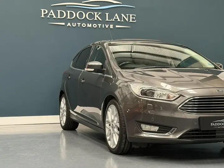 Ford Focus 2015 photo 2
