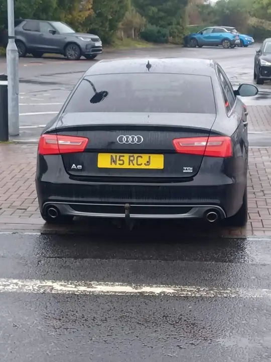 Audi A6 2014 photo 2