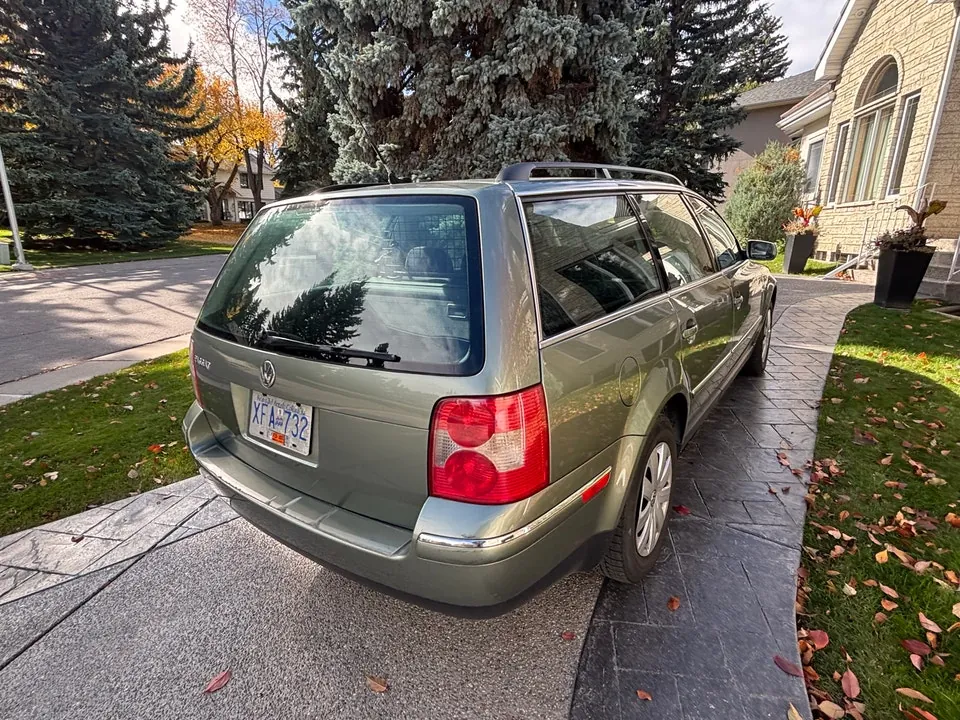 Volkswagen Passat 2004 photo 5