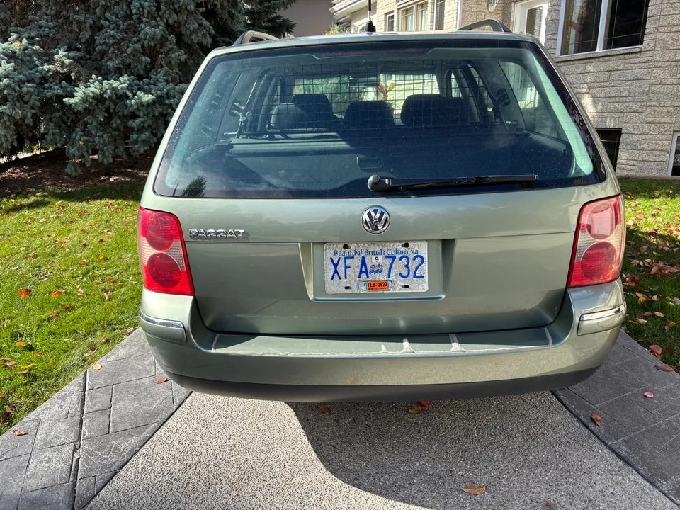 Volkswagen Passat 2004 photo 3