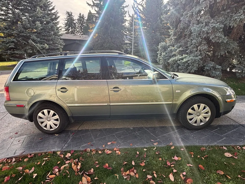 Volkswagen Passat 2004 photo 2