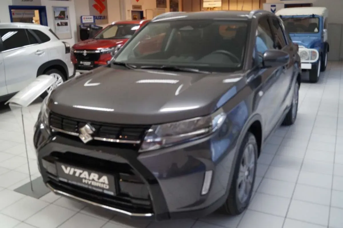 Suzuki Vitara photo 2