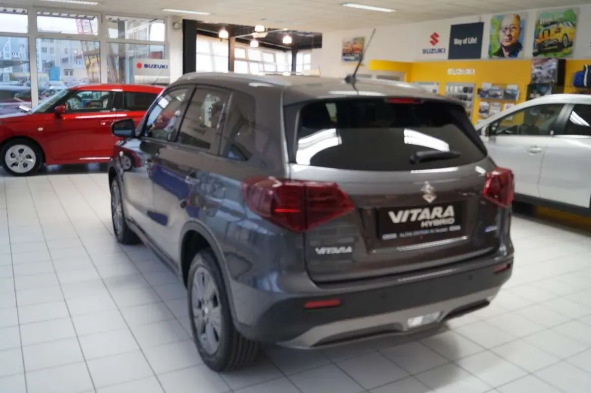 Suzuki Vitara photo 3
