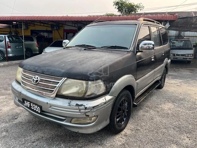 Toyota Unser 1.8 Lgx