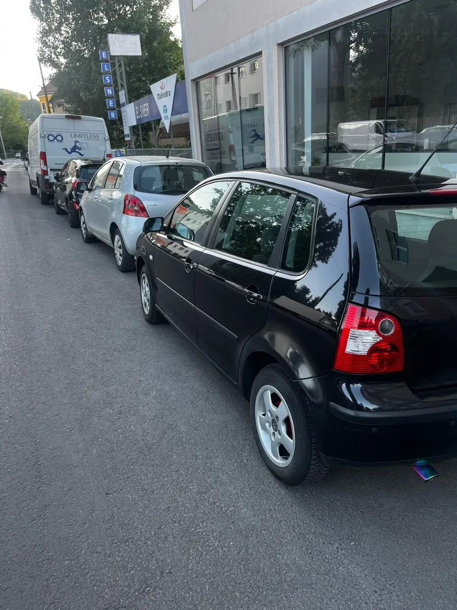 Volkswagen Polo 2004 photo 2