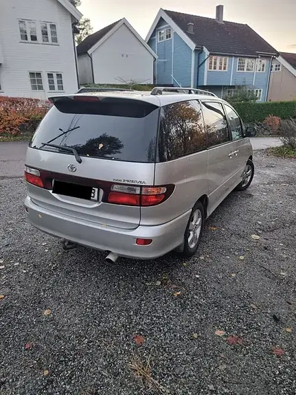 Toyota Previa 2003 photo 4