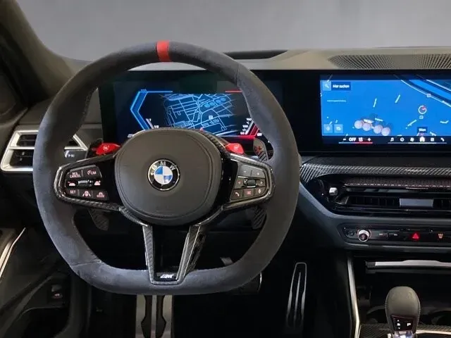 BMW 3 Series photo 2