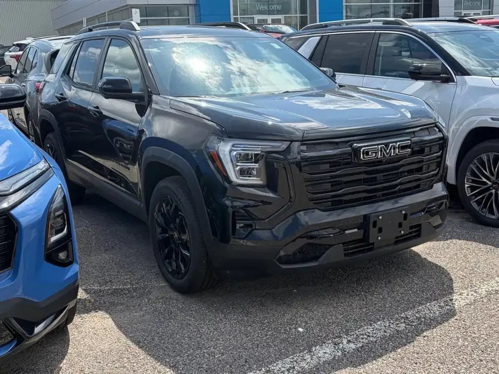 GMC Terrain 2026 photo 2