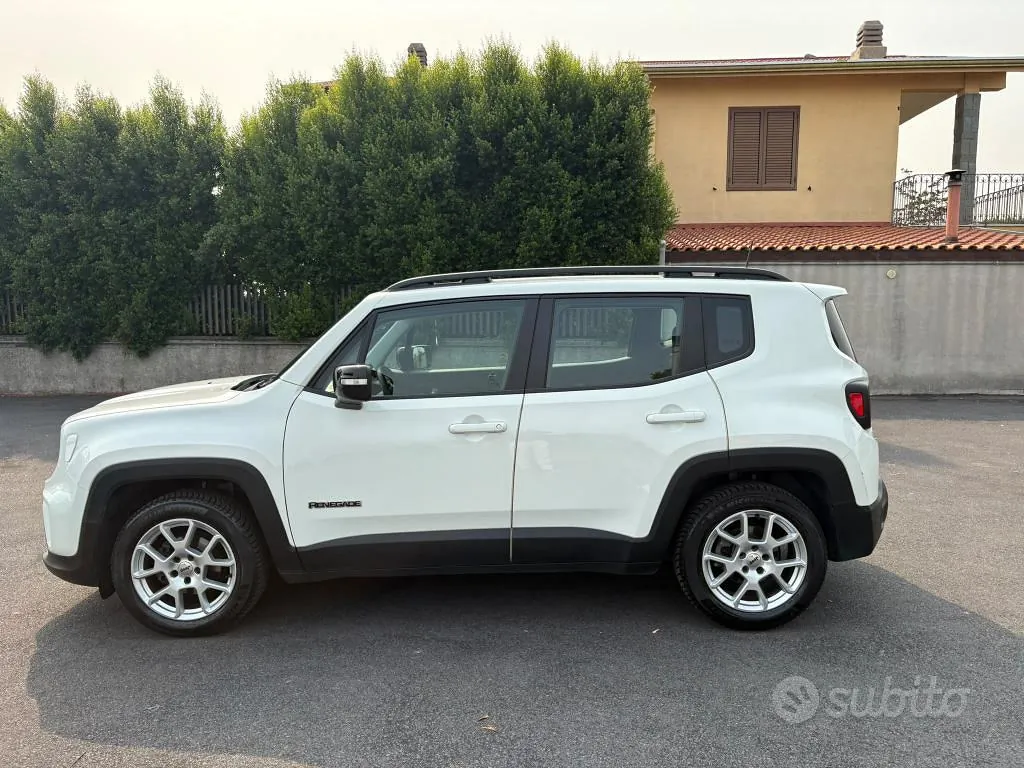 Jeep Renegade 2024 photo 3