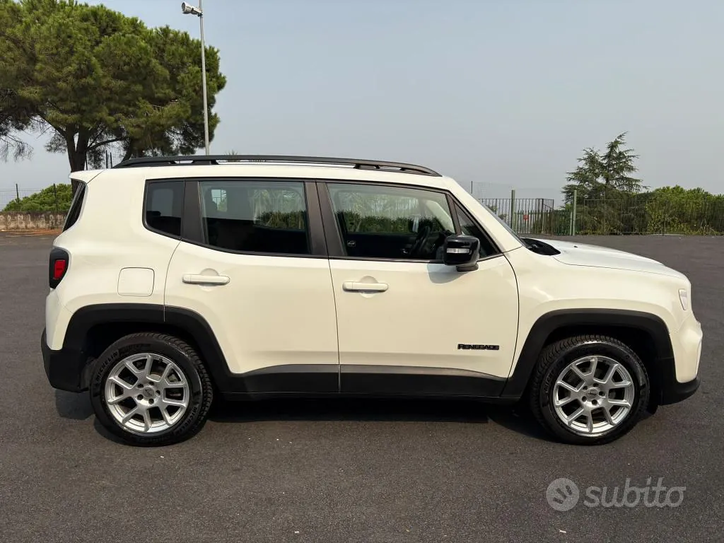 Jeep Renegade 2024 photo 2