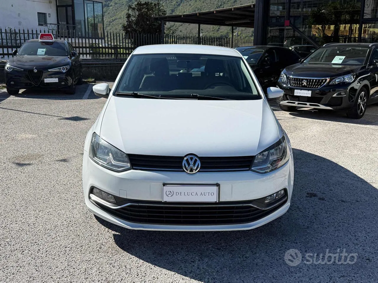 Volkswagen Polo 2015 photo 2