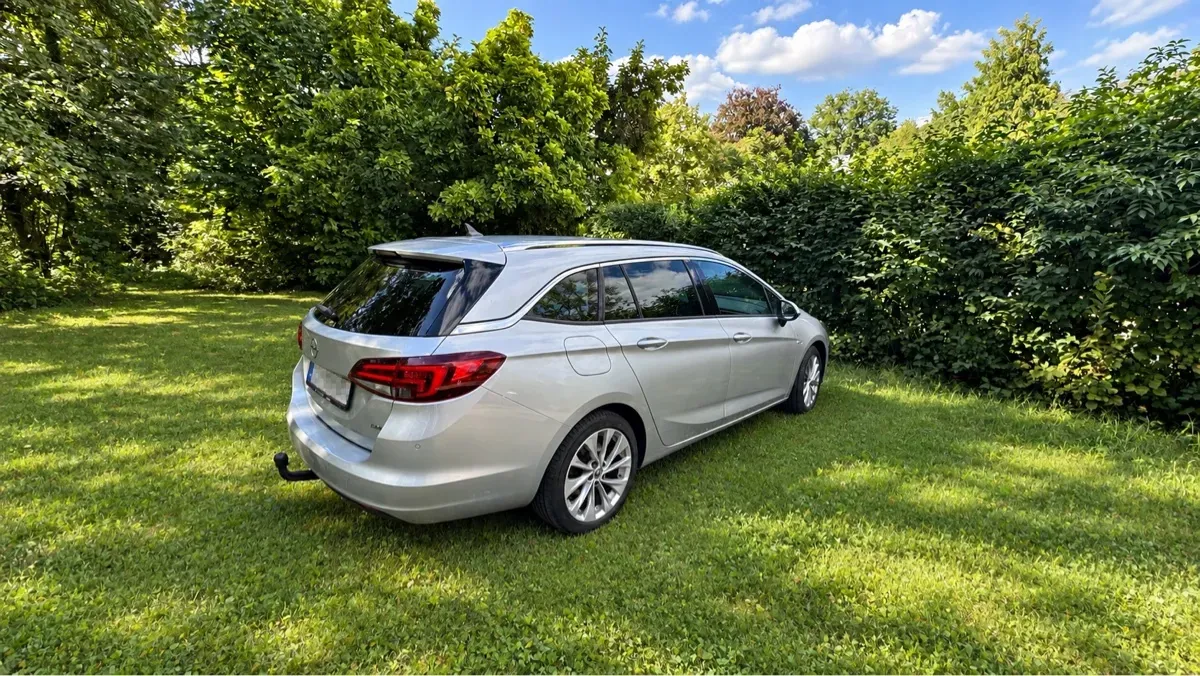 Opel Astra 2018 photo 3
