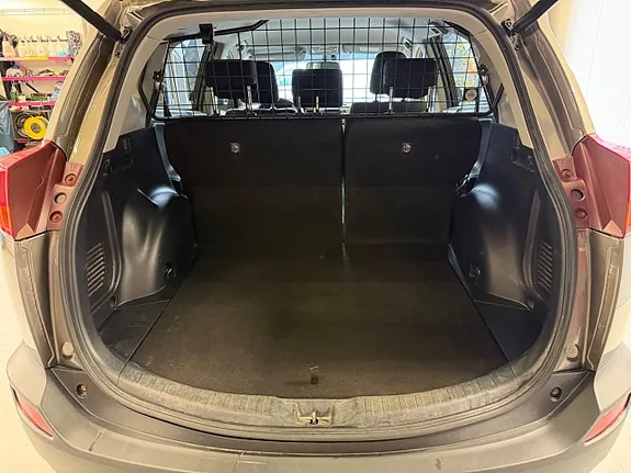 Toyota Rav4 2014 photo 2
