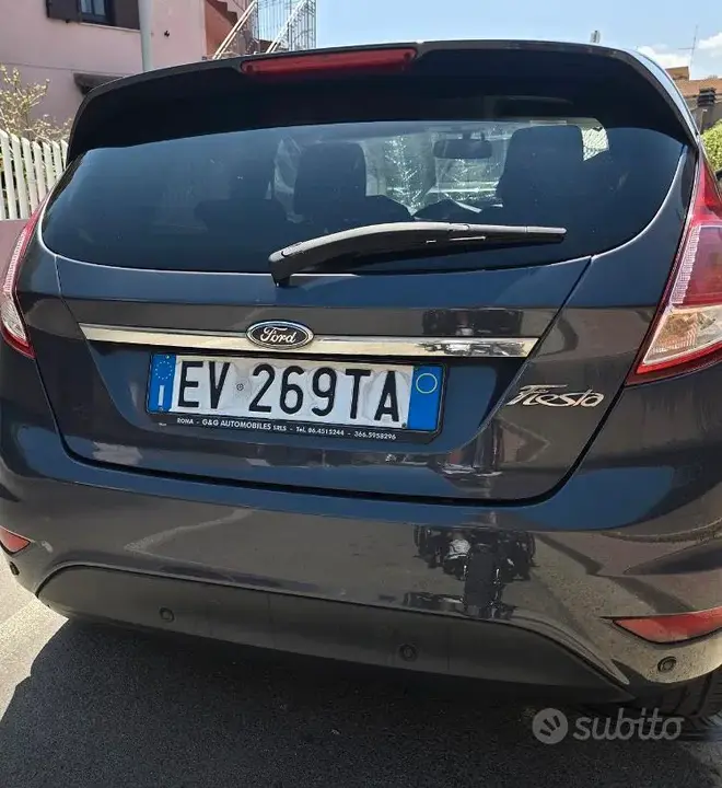 Ford Fiesta 2014 photo 2