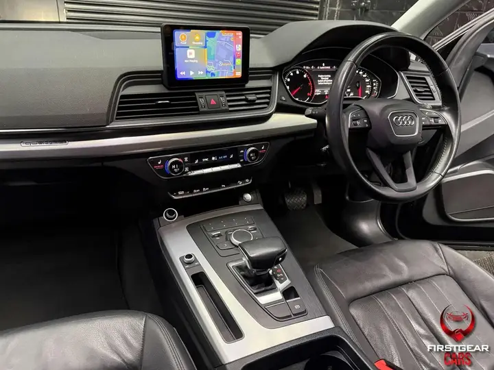 Audi Q5 2018 photo 2