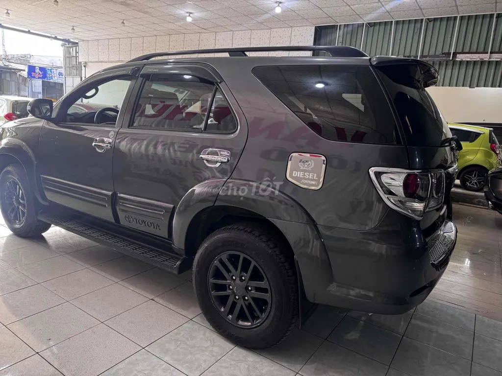 Toyota Fortuner 2015 photo 4