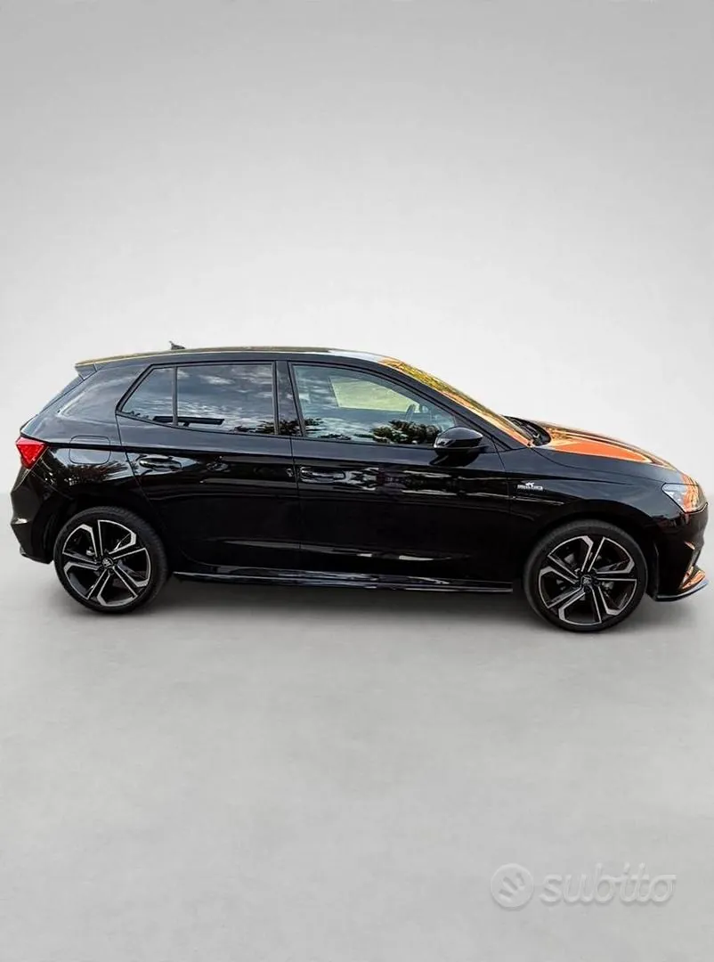 Skoda Fabia 2024 photo 2
