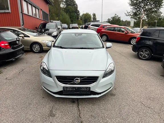 Volvo V40 2012 photo 4