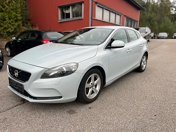 Volvo V40 2012 photo 5