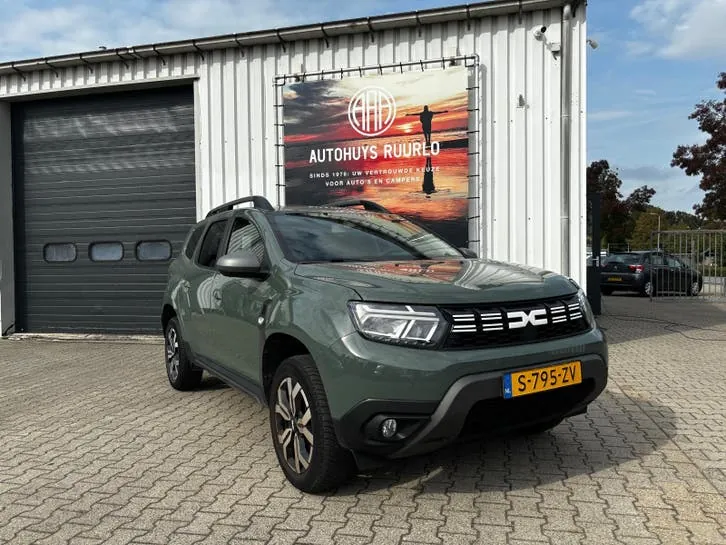 Dacia Duster 2023 photo 3