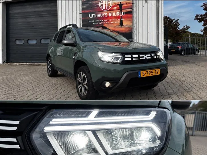 Dacia Duster 2023 photo 2