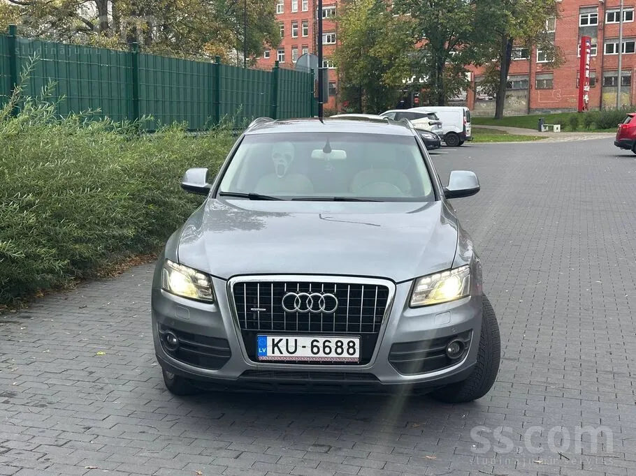 Audi Q5 2010 photo 4