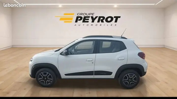 Dacia Spring 2023 photo 3