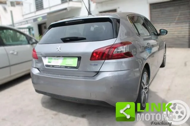 Peugeot 308 2015 photo 5