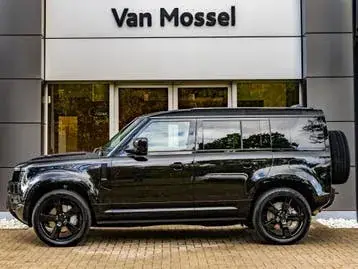 Land Rover Defender 2026 photo 3