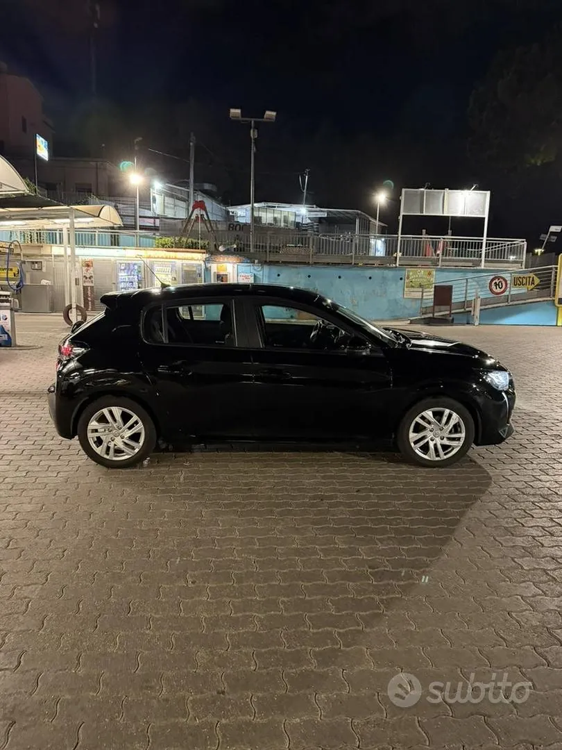 Peugeot 208 2020 photo 4