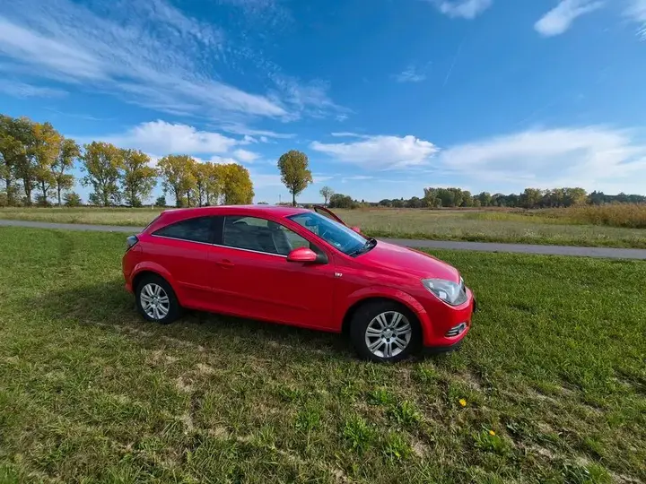 Opel Astra Gtc H