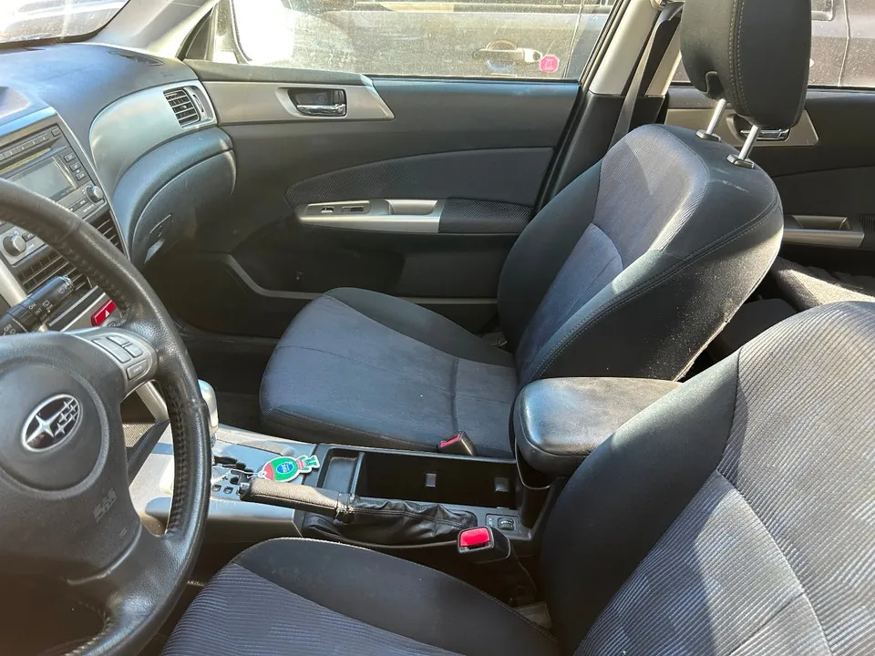 Subaru Forester 2010 photo 4