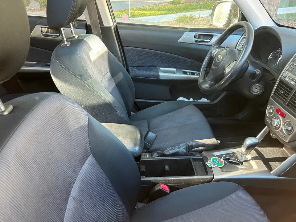 Subaru Forester 2010 photo 5