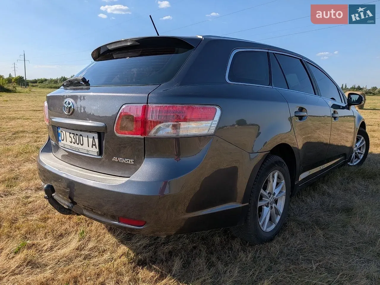Toyota Avensis 2011 photo 4