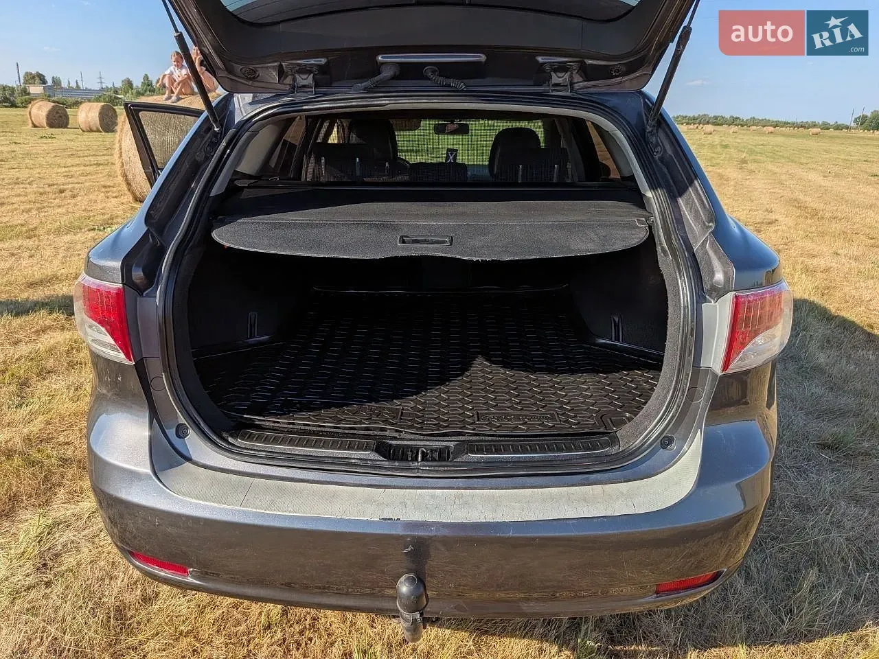 Toyota Avensis 2011 photo 5