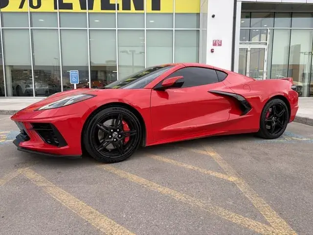 Chevrolet Corvette 2021 photo 2