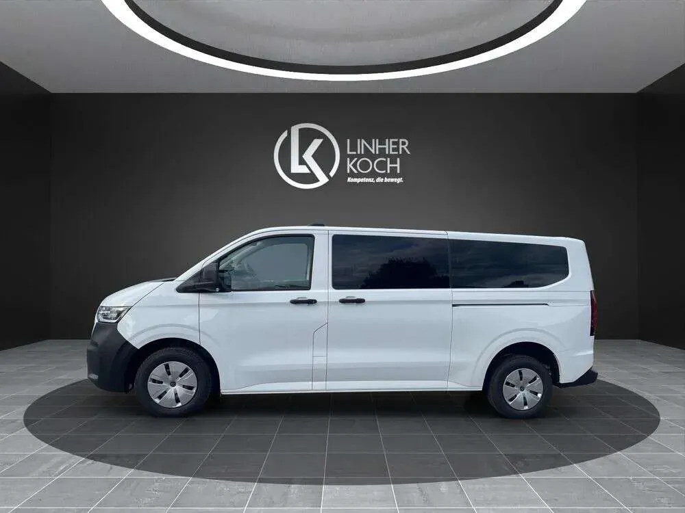 Volkswagen Caravelle 2025 photo 2