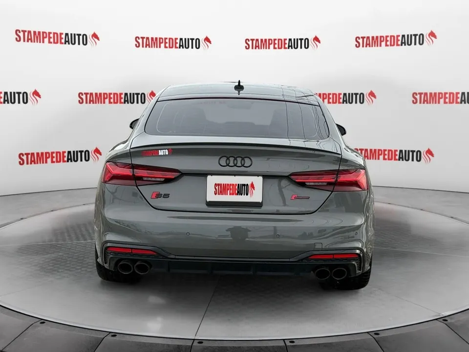 Audi S5 2023 photo 4