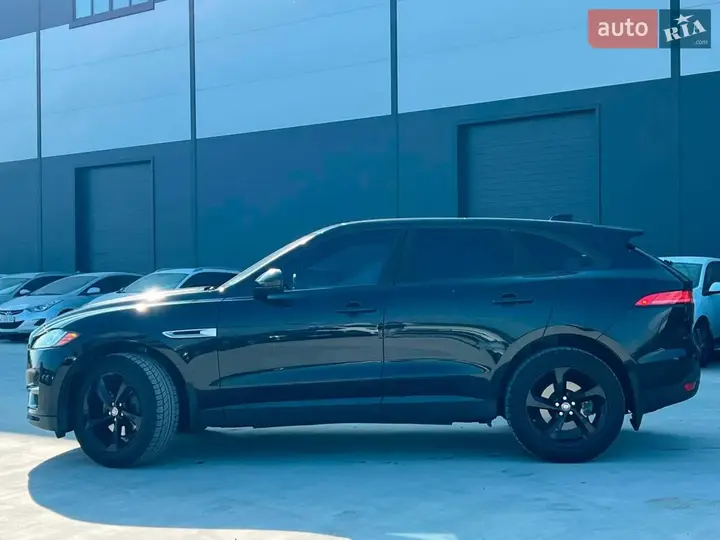 Jaguar F-Pace 2016 photo 4