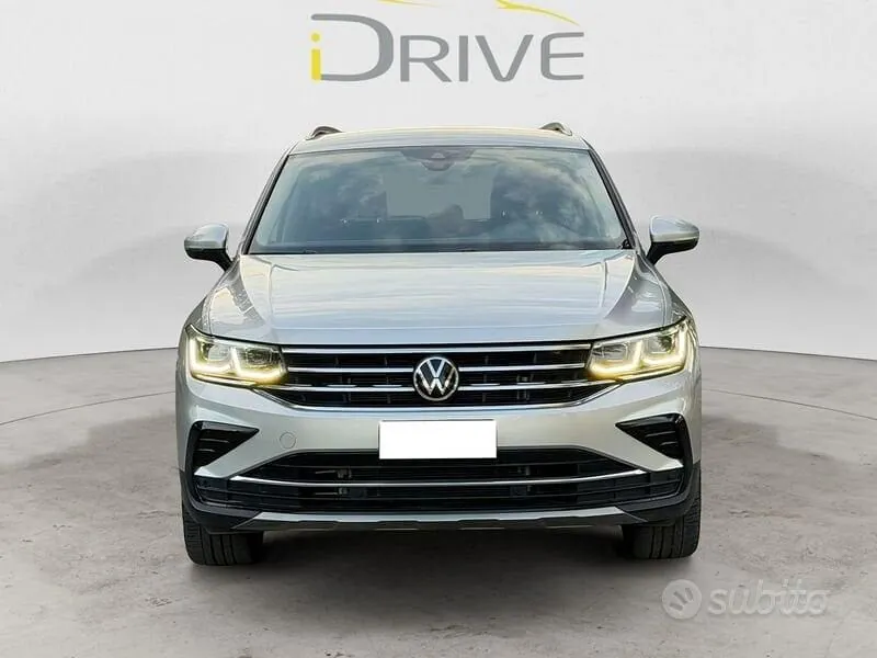 Volkswagen Tiguan 2021 photo 2