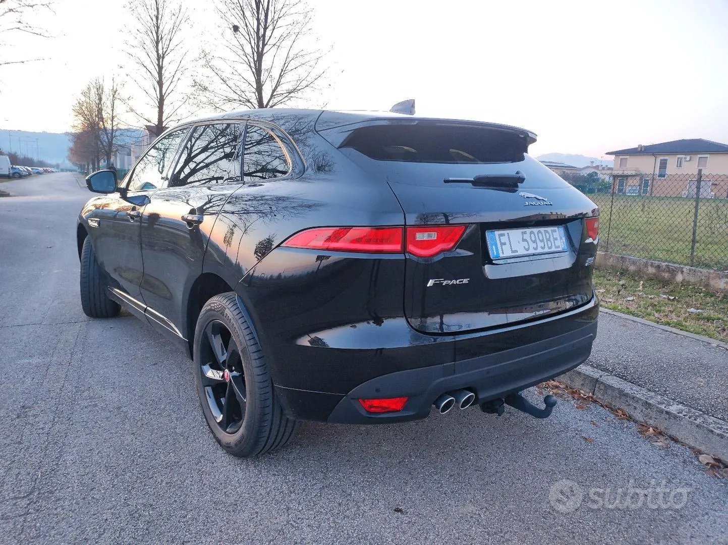 Jaguar F-Pace 2017 photo 4