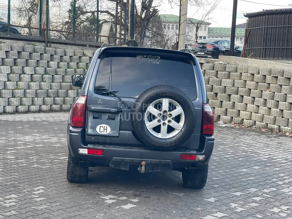 Mitsubishi Pajero 2006 photo 5
