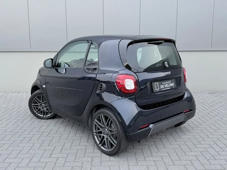 Smart Fortwo 2017 photo 3