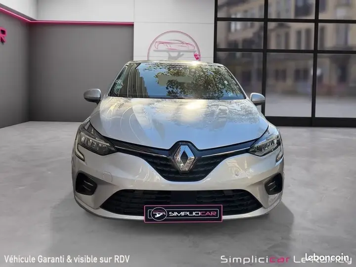 Renault Clio 2021 photo 2