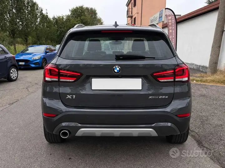 BMW X1 2021 photo 4