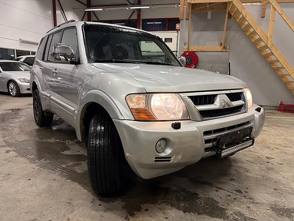 Mitsubishi Pajero 2003 photo 5