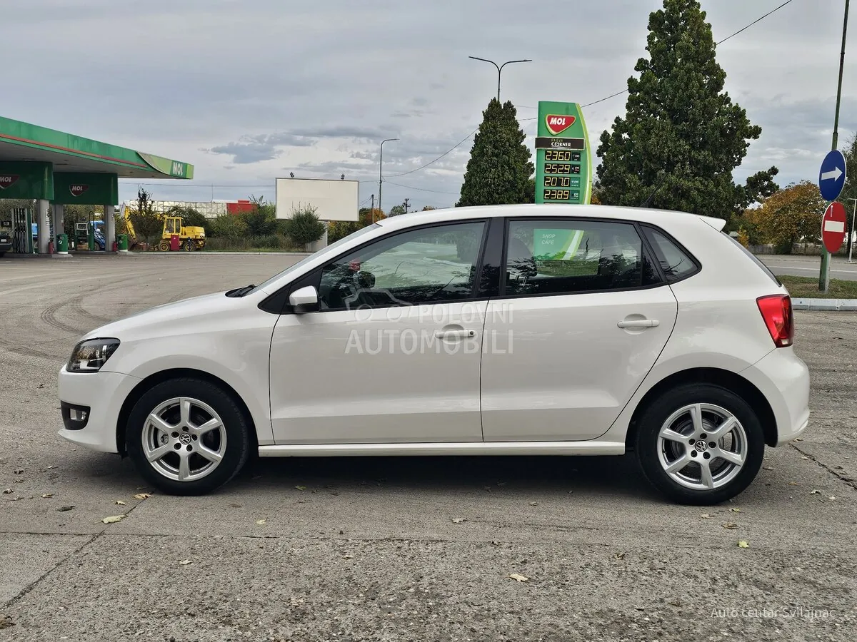 Volkswagen Polo 2009 photo 5